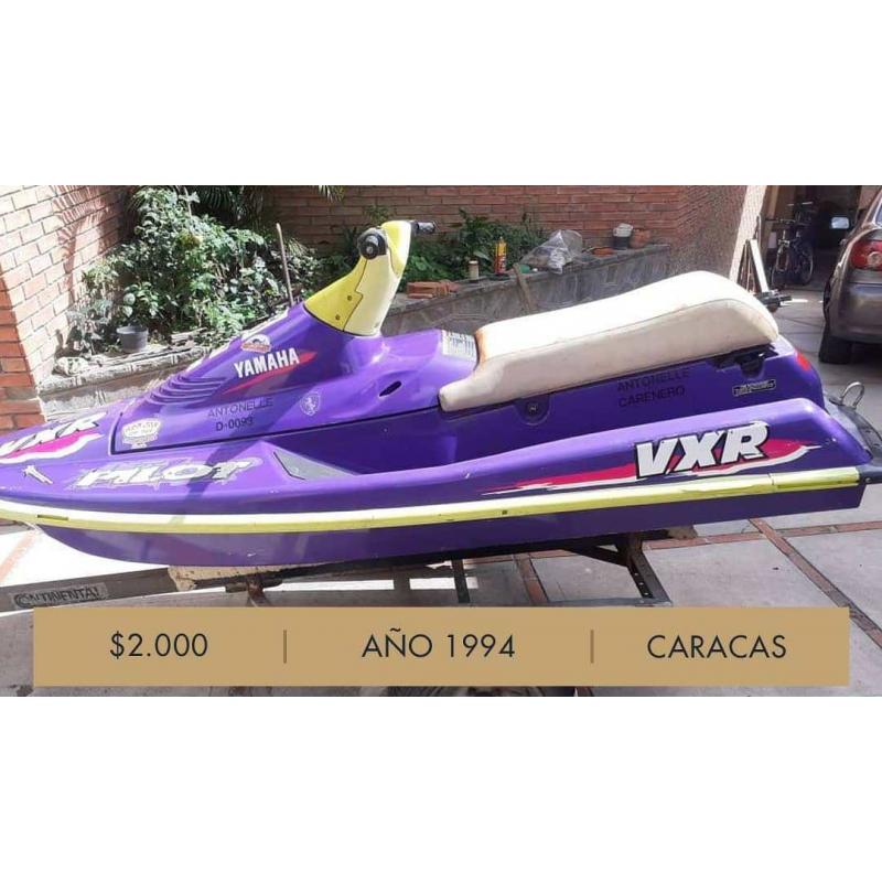 Se vende Moto de Agua YAMAHA VXR
