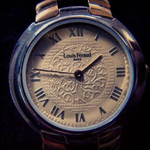 Bellisimo Reloj Louis Feraud
